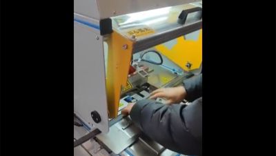 Máquina de solda a ponto por resistência e máquina de solda a arco de argônio